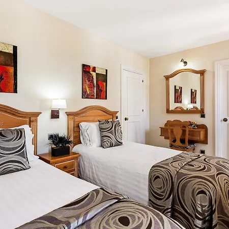 Macdonald Villacana Apartment