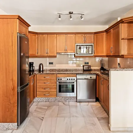 Macdonald Villacana Apartment