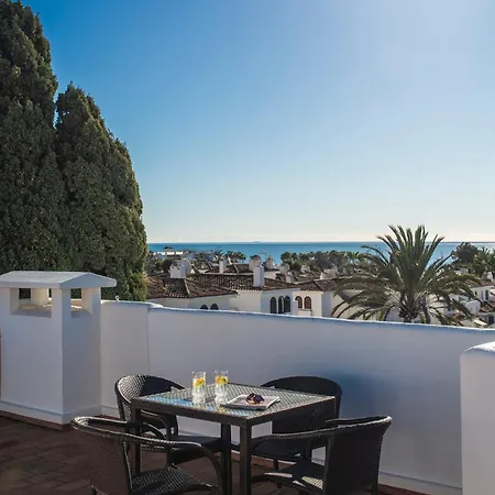 Macdonald Villacana Apartment Estepona