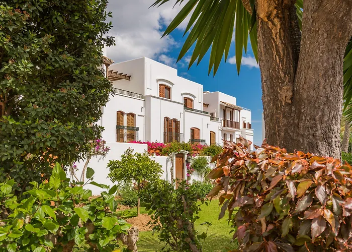 Macdonald Villacana * Estepona